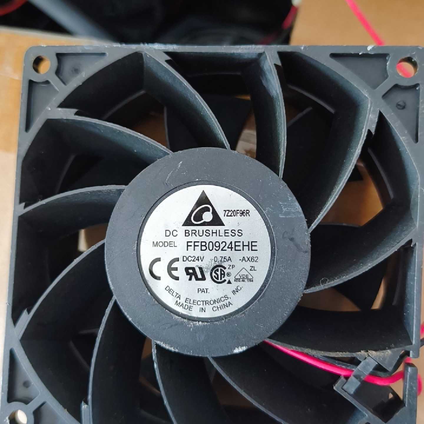议价台达散热风扇 FFB0924EHE维修