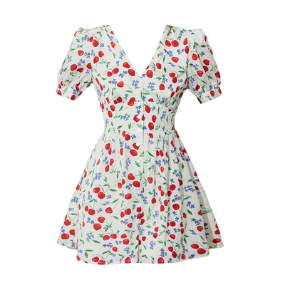 泡泡袖贝壳扣气质连衣裙