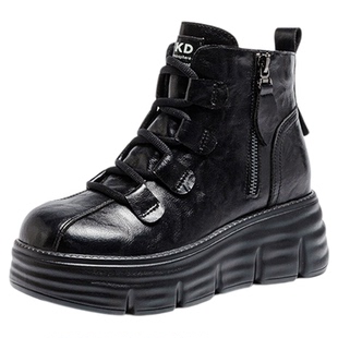 真皮厚底马丁靴女款2026新款秋冬季内增高8cm小个子复古软底短靴