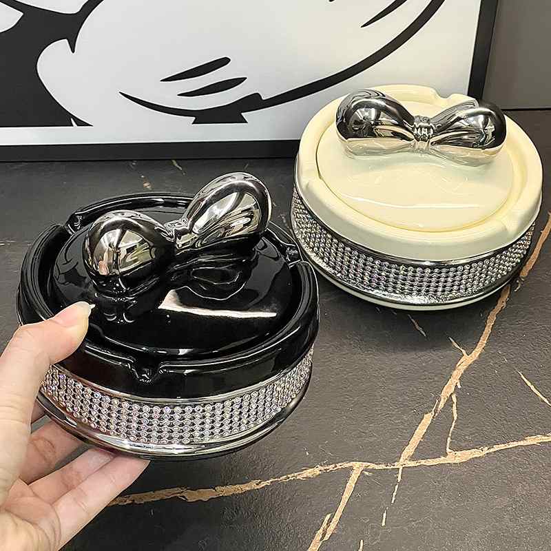 陶瓷烟灰缸高颜值蝴蝶结小烟缸缸众家用装饰礼感灰手设计煙客厅伴