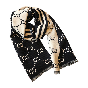 2025春季新款高级感字母双面加长针织围巾披肩女两用保暖毛线围脖