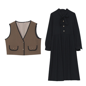 闺蜜装胖仙女莹莹大码女装胖mm秋季文艺马甲显瘦蝴蝶结连衣裙套装