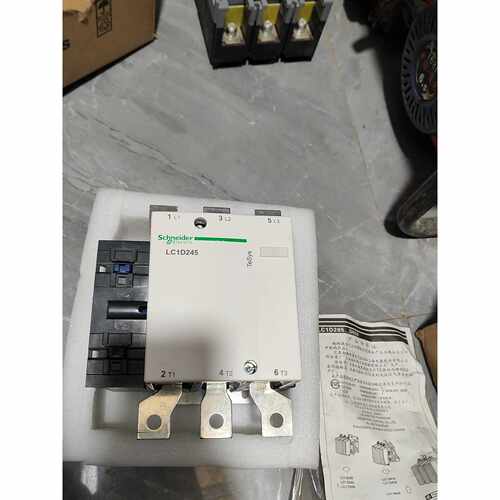 【议价-可维修】  LC1D245 接触器 315A 220V 工控备件  /均有货