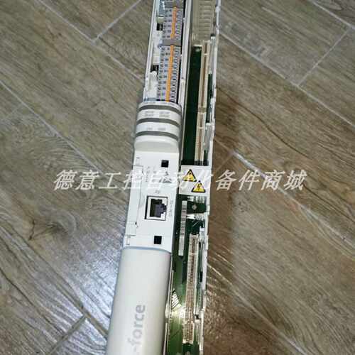 议价E94AMHE0034  E94ASHE0034 伦茨LENZE驱动器顺丰包邮质保现货