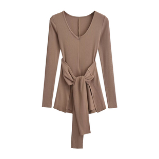 YoungGirlDay 韩漫纯欲性感V领紧身系带收腰长袖连体衣短裤两件套