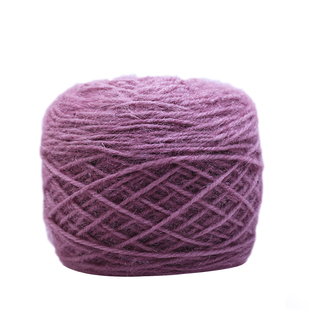 3两大团松鼠绒亮丝毛线团中粗手编线手工diy帽子围巾外套钩针披肩