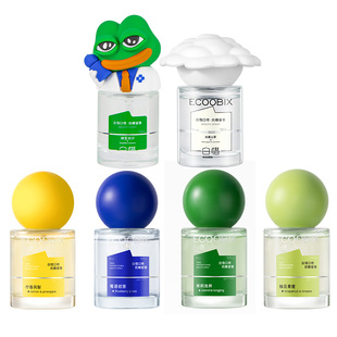 白惜口腔清新剂喷雾口喷口气香氛不辣口接吻持久留香便携无酒精