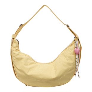 休闲大容量高级感上班通勤斜挎包包女2026新款轻便收纳帆布饺子包