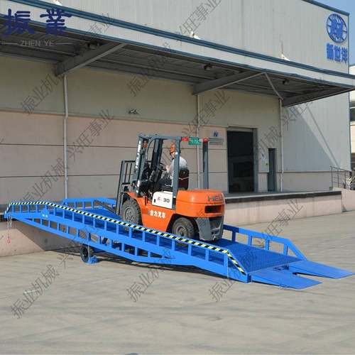 厂家现货销售移动登车桥手动调节高度 叉车集装箱装卸货登车台