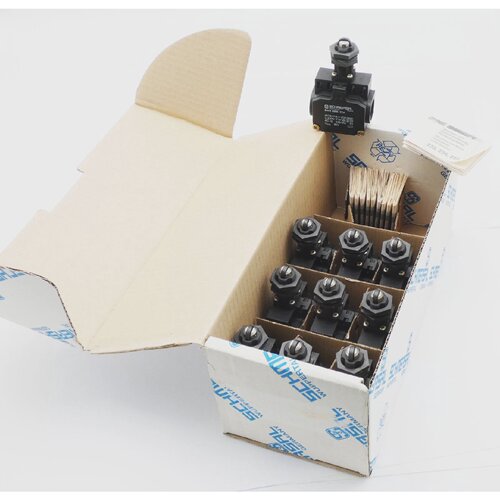 10x Schmersal Z4R 25611z Z4R25611z position switch unused