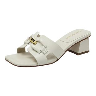 自由姿色矮粗跟真皮拖鞋女外穿夏季新款经典马衔扣时装凉鞋