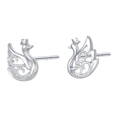 周大生铂金pt950天鹅耳钉送女友