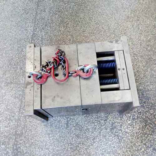 东莞炜丽承接精密塑胶模具设计加工定制 注塑产品量大零利润开模