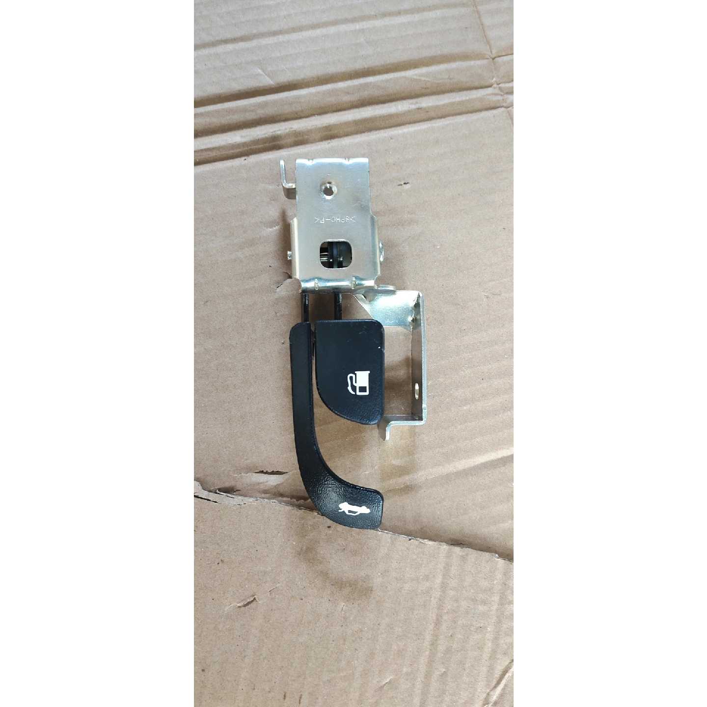 议价适配现代伊兰特雅绅特锐欧行李箱后备箱油箱盖手拉维修