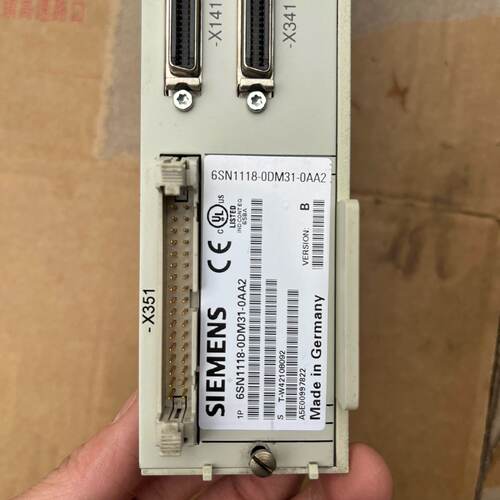 溢价-6SN1118-0DM31-0AA2轴卡，有个电容焊过