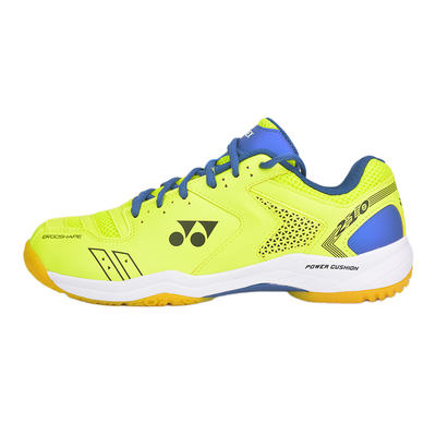 尤尼克斯羽毛球鞋性价比高