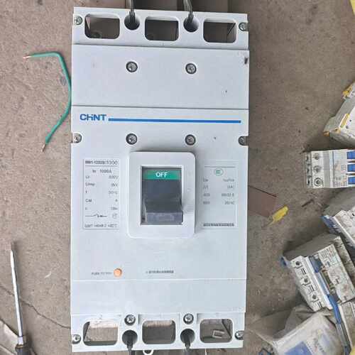 议价可维修正泰NM11250S3300塑壳断路器3P1000A800V50HzCatA10In
