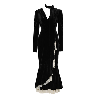 DPLAY2025秋季新款黑色连衣裙女气质法式丝绒鱼尾裙修身长款裙子