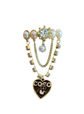 小香风珍珠皇冠爱心字母胸针别针