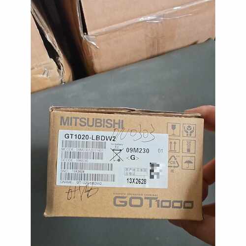 三菱触摸屏GT1020LBDW2一台全新原包实物拍