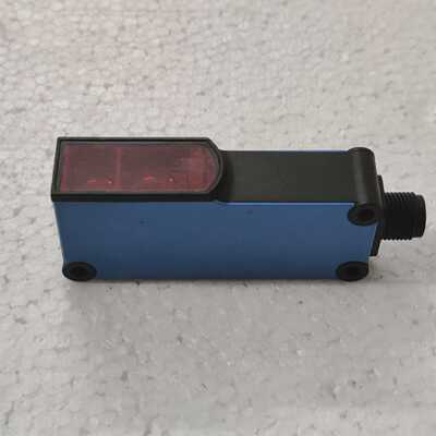 Sick WT18-3P431 1026032 DC 10-30V Proximity Switch
