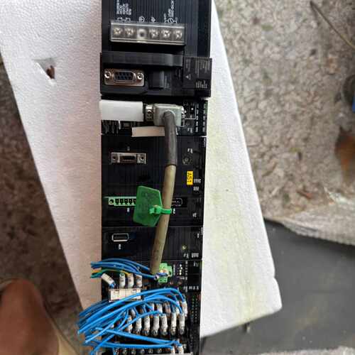 【询价】PLC主机cj2m cpu14一个.scu31-v适用