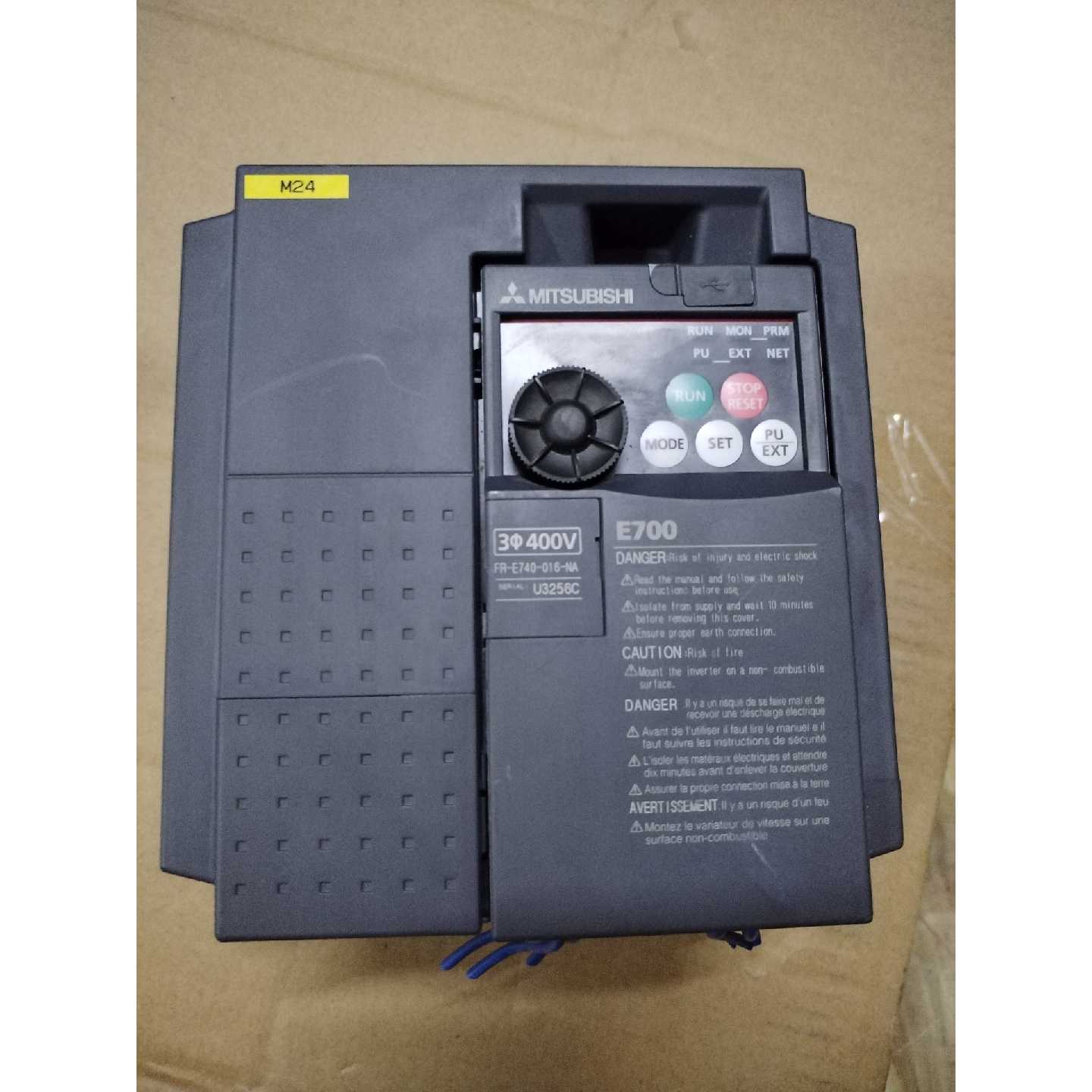 议价三菱变频器FRE740016NA380V实物拍摄可维修