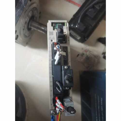 询价SGD7S2R8A10A002安川7代驱动器成