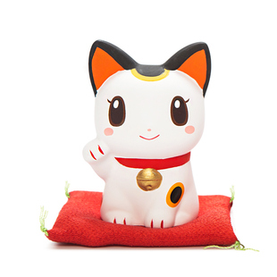 日本药师窑铃音招财猫宝可梦皮卡丘陶瓷摆件手办办公桌面生日礼品