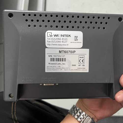 溢价-威纶通触摸屏MT6070iP，7寸工业级，，件，