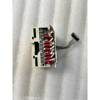 议价PLC扩展模块FX2N4AD功能正常实物拍摄需维修