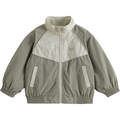 马克珍妮男童轻量耐磨拼色夹克