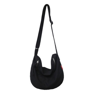 斜挎包男潮日系帆布包女休闲百搭饺子包复古慵懒风学生上课单肩包