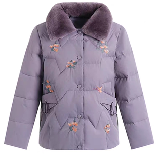 鸭鸭中年妈妈羽绒服女短款新款女装兔毛翻领冬装中老年人洋气外套