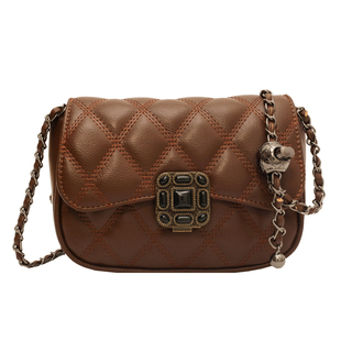 高级感小包包女夏季2026新款潮时尚小众斜挎包菱格链条复古小方包