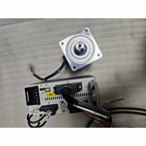 议价驱动MCDLN35SE电机MHMF082L1V2MA维修