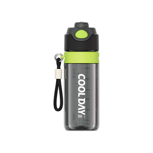 夏季喷雾水杯男生夏季大容量运动学生水壶户外便携耐高温儿童杯子