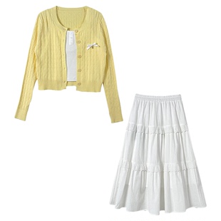 mc2针织开衫配背心加绣花半裙三件套女装春秋季新款套装