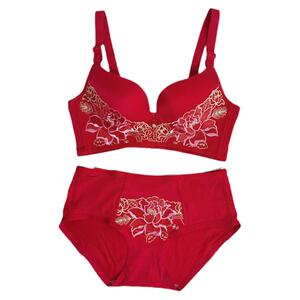 性感牡丹花刺绣文胸套装内衣内裤无钢圈聚拢收副乳调整型小胸聚拢