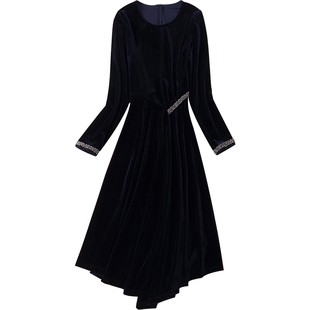 金丝绒连衣裙2025秋冬新款复古气质高贵洋气修身显瘦礼服中长款女