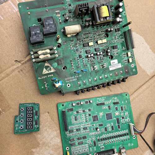 售前询价伊莱斯伺服驱动器ESDC-60APA 模块型号FP100R1