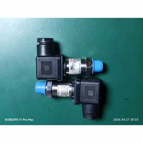 询价丹佛斯压力传感器MB650工厂库存配件成色见图片外议价