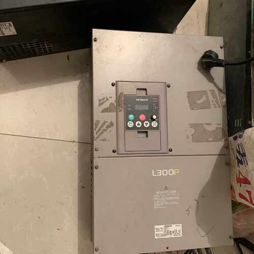 议价日立变频器L300P-370HFE2 拆机货 明眼人来拍 包可维修