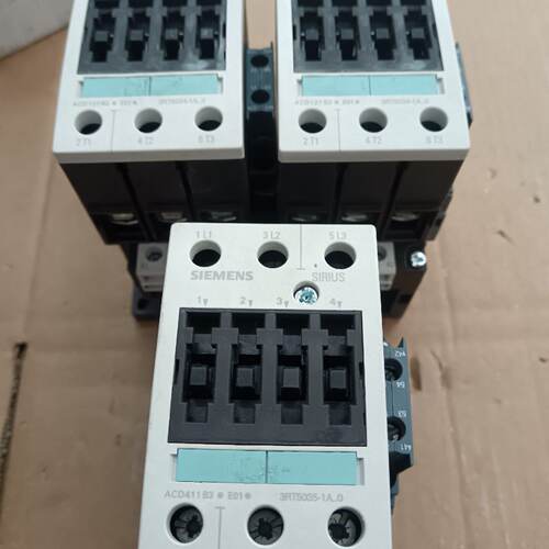 议价全新西门子3RT5034-1AN20 ，数量三个，电压220