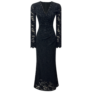 雪尼尔蕾丝加绒加厚连衣裙女冬季新款保暖V领修身内搭打底裙长裙