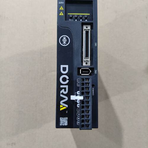溢价-东菱伺服驱动器400w脉冲，型号DS2P-04AS，成色95