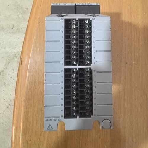 询价-YOKOGAWA橫河PLC一套，接线端子ATA4D-00可维修