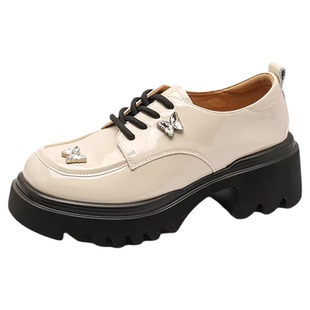 星期六粗跟单鞋女款春季新款白色配裙子厚底乐福鞋英伦风小皮鞋子