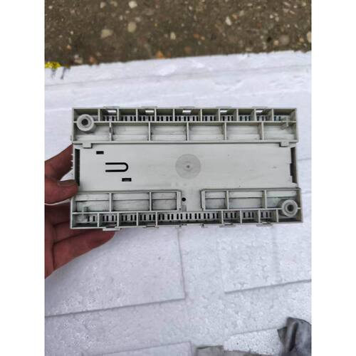 【议价-可维修】RLU236DDC控制器 Synco200系列 2 /二手均有货