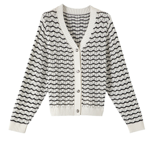 晚白2026年春新款经典设计感上衣气质时尚利落短针织开衫外套女